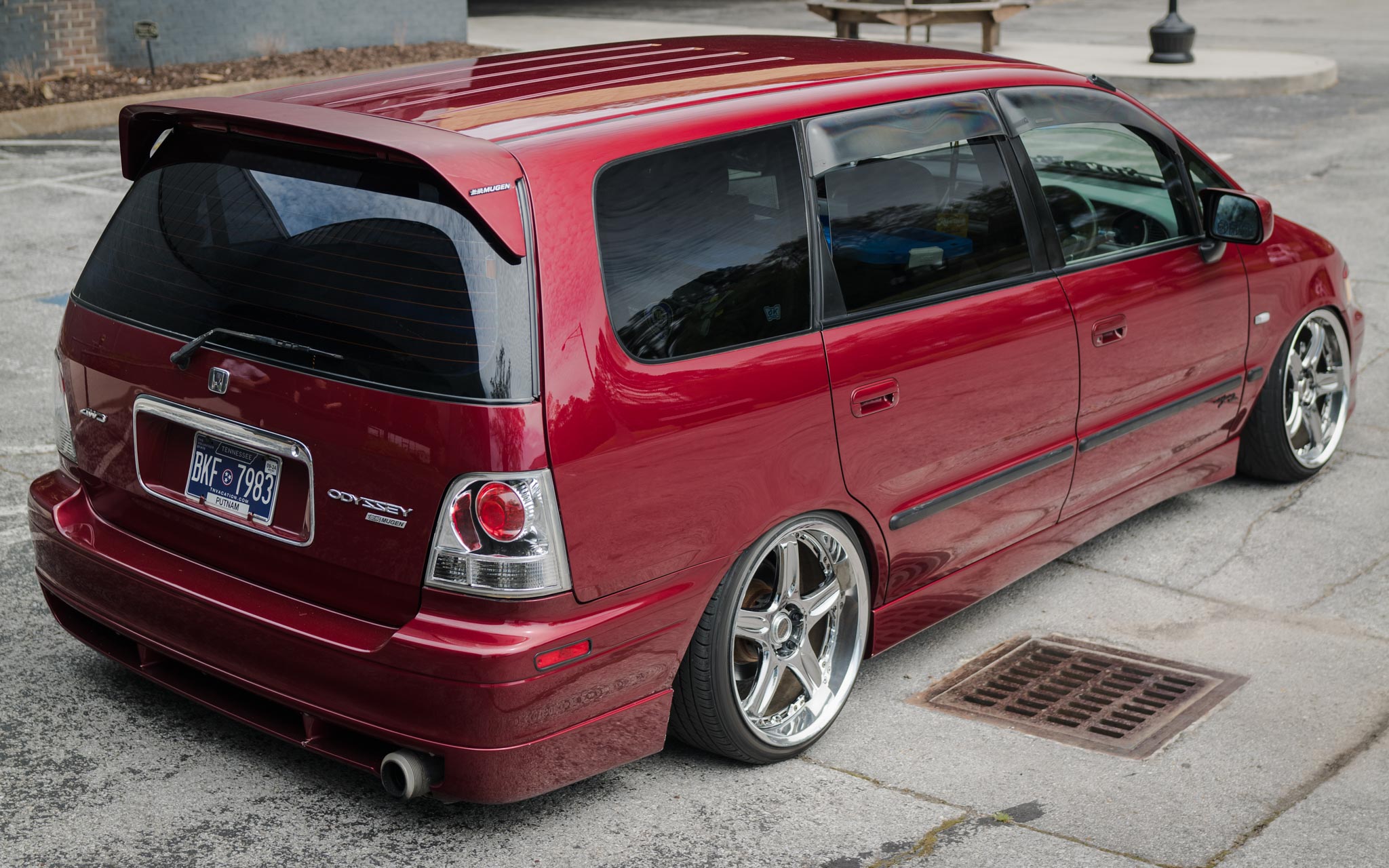 1st gen Honda Odyssey lowered
