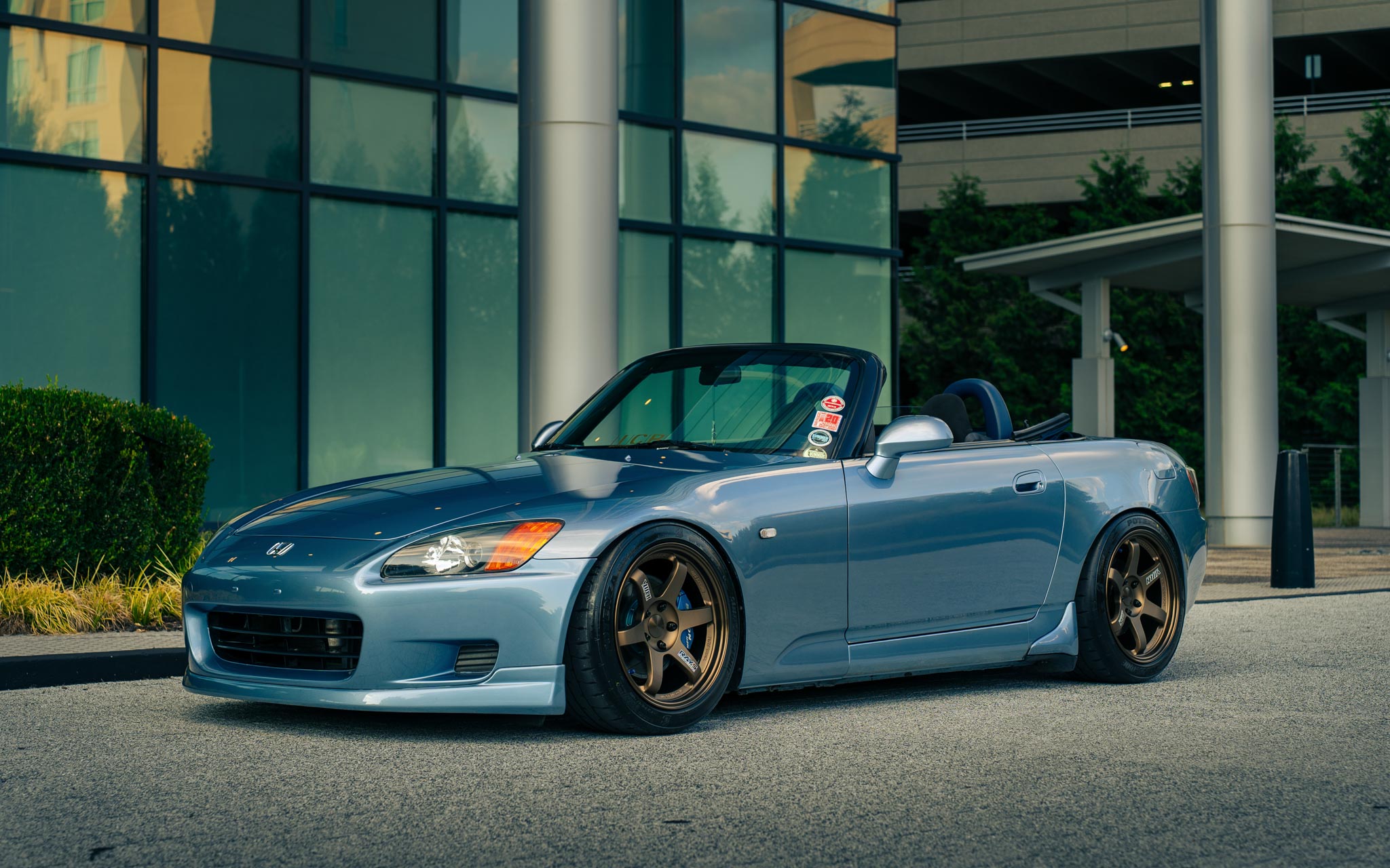 Honda S2000 is the perfect analogue sports car roadster