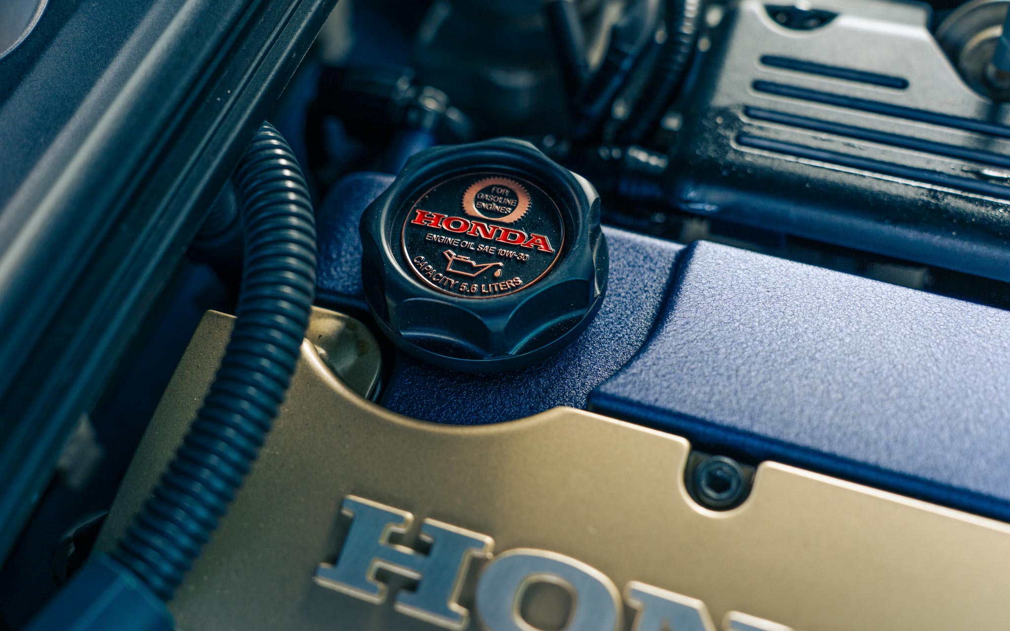 Mugen oil cap with S NI SEN oil cap coin