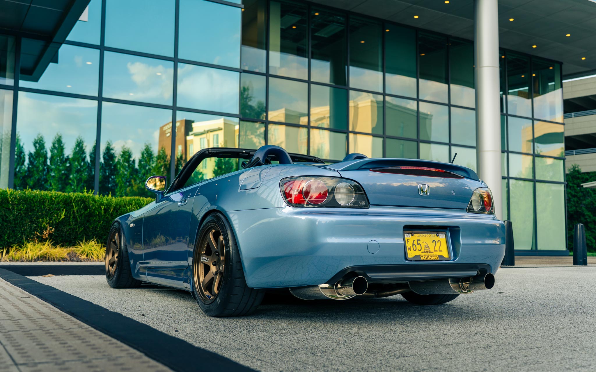 S2000 on Volk TE37 wheels size 17x9.5 +41 squared