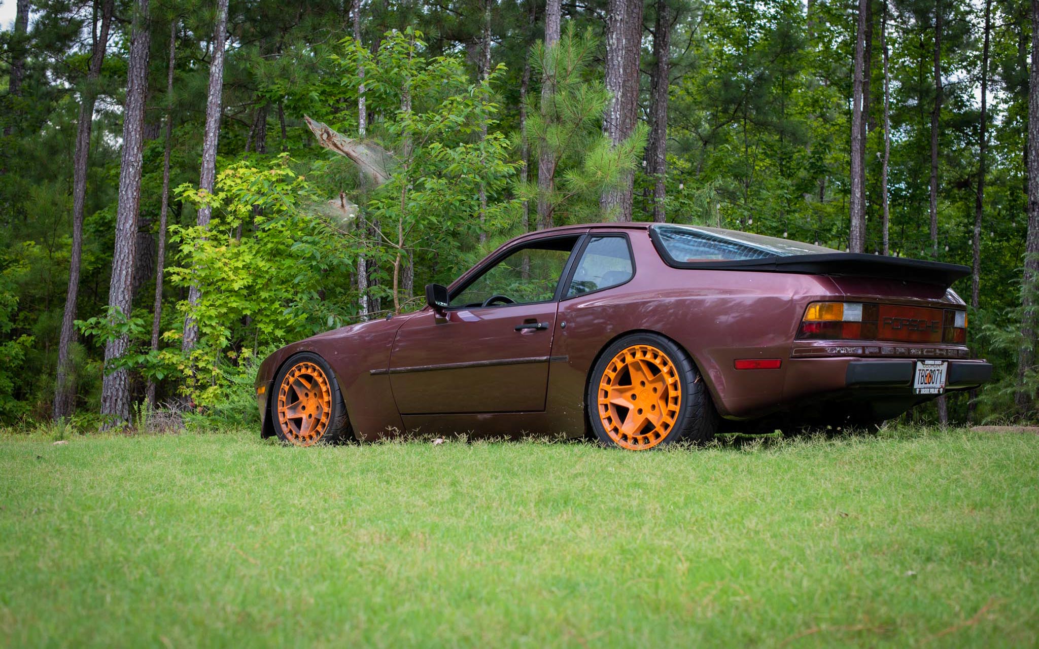 Porsche 944