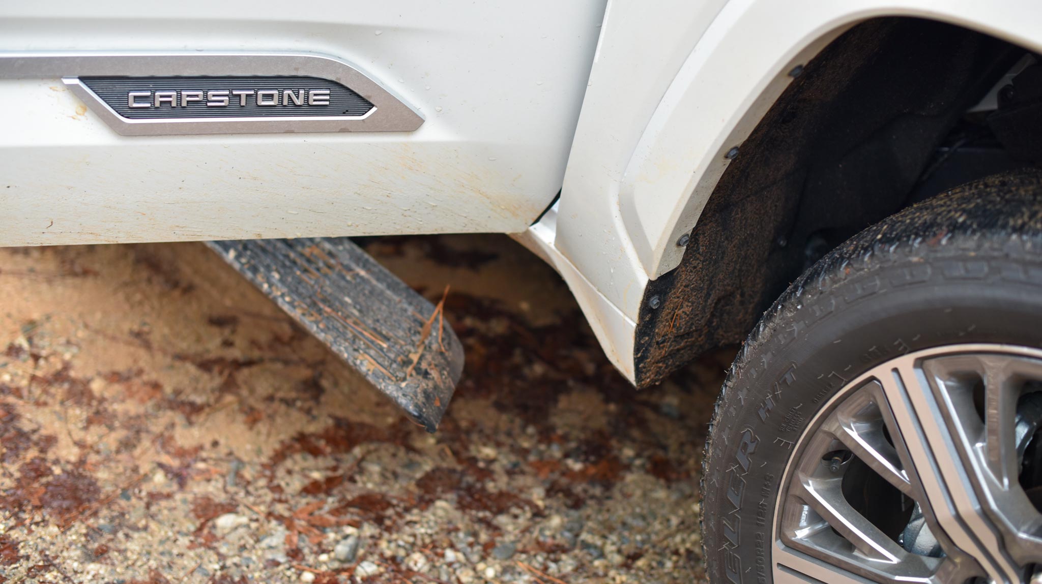 Tundra Capstone power running boards