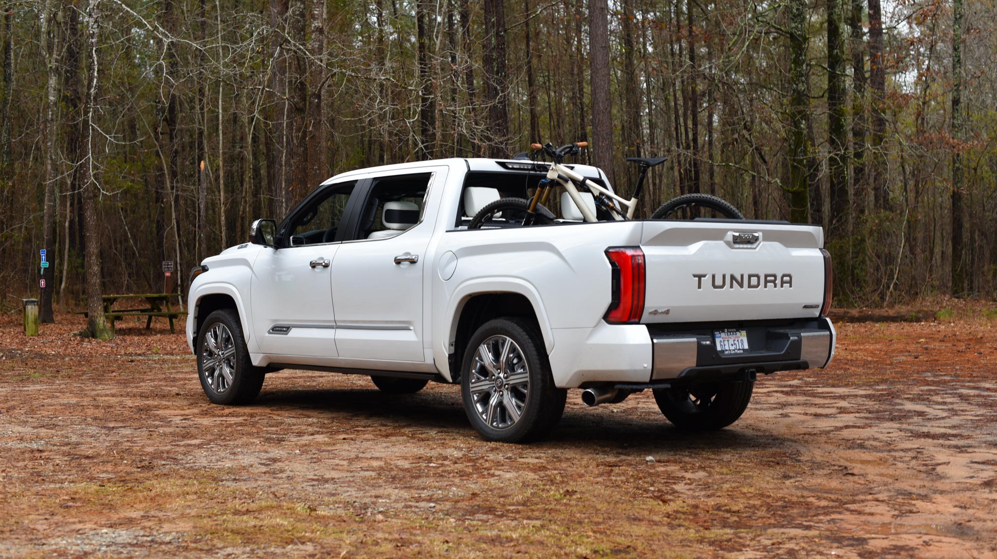 Tundra Capstone rear bed